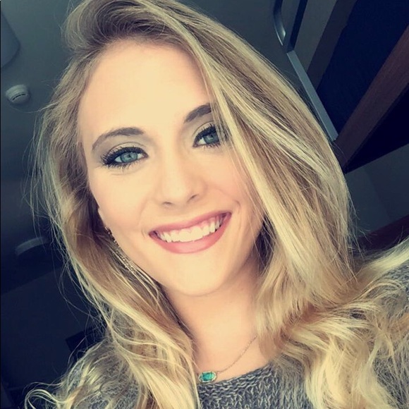 Meet your Posher, Macon - Picture 1 of 1